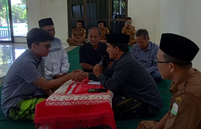 Warga Riau Peluk Agama Islam di MPU Aceh
