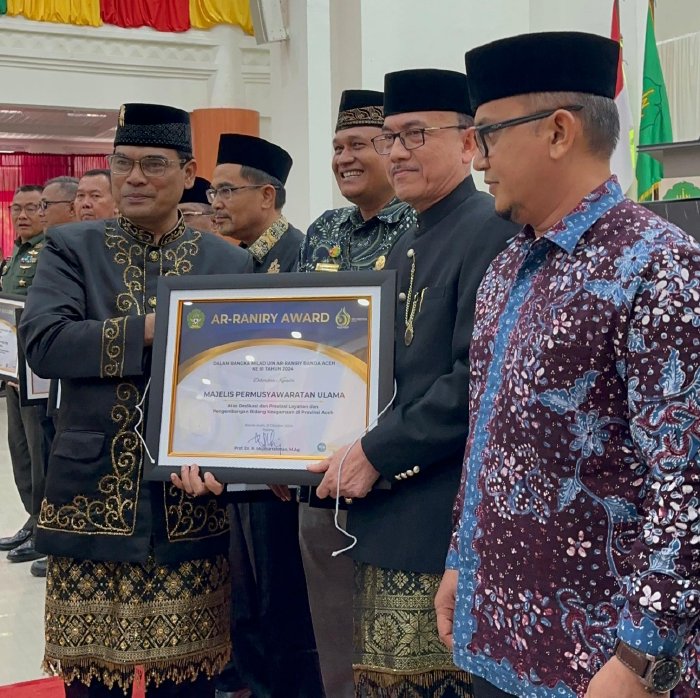 MPU Aceh Terima Ar-Raniry Award Tahun 2024